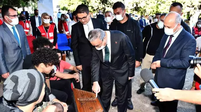 Mersin Üniversitesinde 'Genç Ofis' açıldı