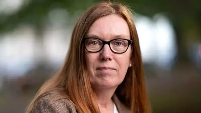 Omicron: Oxford-AstraZeneca aşısını geliştiren Profesör Sarah Gilbert, 'Bir sonraki salgın Covid'den daha ölümcül olabilir' dedi