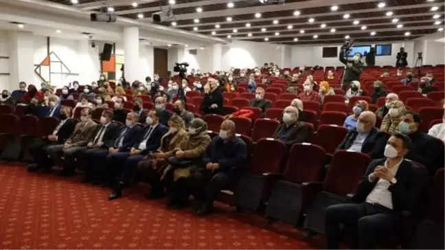 Trabzon'da halk ozanı Yunus Emre şiirlerle anıldı