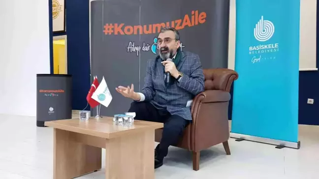 Başiskele'de Senai Demirci söyleşisi