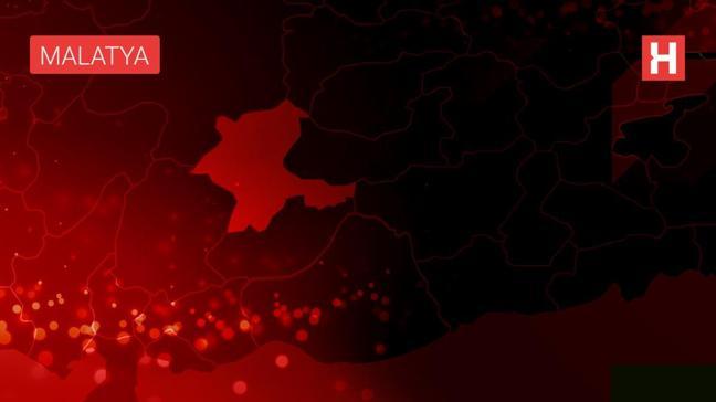 Malatya'da Bahar Şenliği Yüzme Yarışmaları başladı