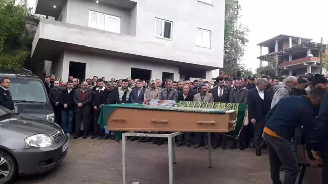 Kazada ölen anne ile kızı son yolculuklarına uğurlandı