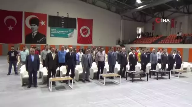 Kastamonu Üniversitesi'nde Bahar Şenlikleri ve mezuniyet töreni programına start verildi