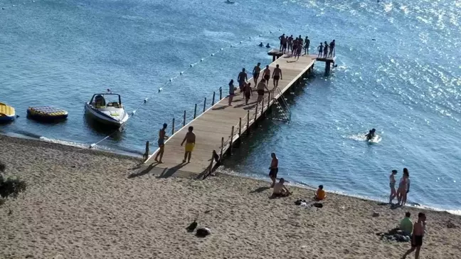 Burhaniye'de hasarlı iskeleyi Büyükşehir onardı