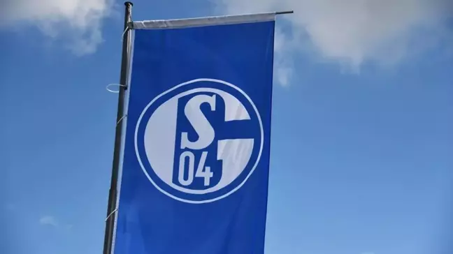 Schalke 04 oyuncusu Avrupa maçından saatler önce kadro dışı bırakıldı! Sebebi ise sonradan anlaşıldı