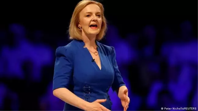Liz Truss: Demir Lady Thatcher'in izinde