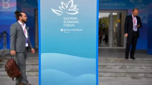 Çin ve Rusya, Doğu Ekonomik Forumu'nda İş Fırsatlarını Değerlendirdi
