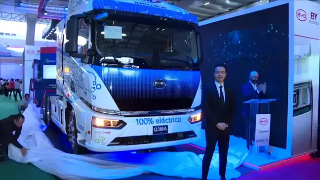 Çinli Byd Meksika'ya Tamamen Elektrikle Çalışan Çekicileri Teslim Etti