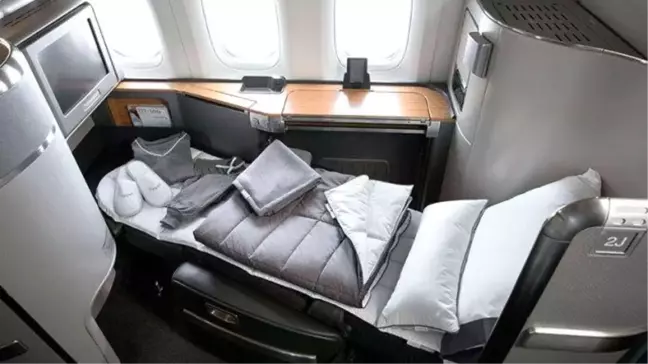 Uçaklarda First Class yolculuklar tarih mi oluyor?