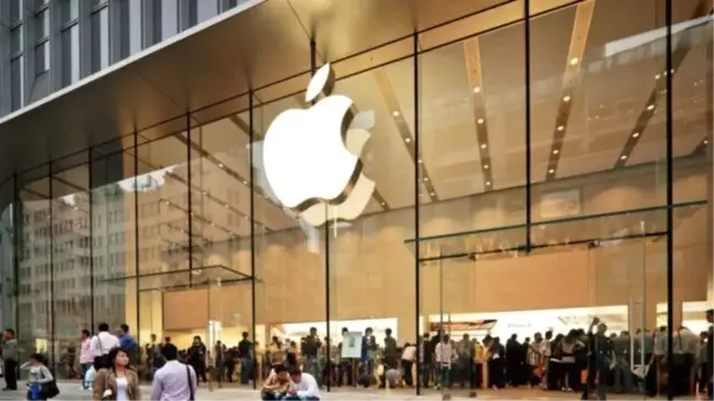Apple'dan pes kararı: Olaylı Apple Store kapandı!