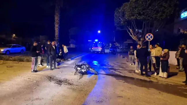 Manavgat'ta otomobille motosiklet çarpıştı: 1 yaralı