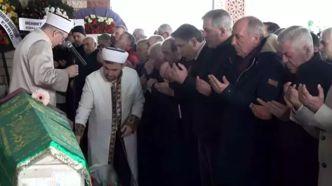 Memleket Partisi Genel Başkan Yardımcısı Özel, kızını son yolcuğuna uğurladı