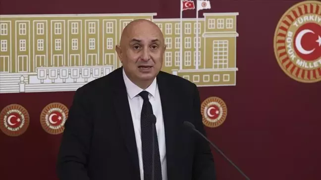 Engin Özkoç kimdir? Kaç yaşında, nereli, mesleği ne, hangi partili? Engin Özkoç'un hayatı ve biyografisi!