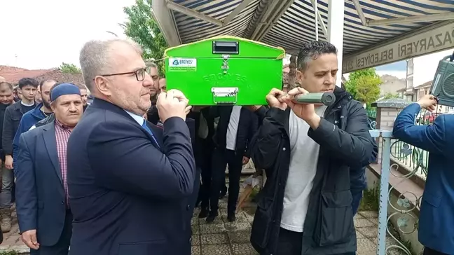 Çarşı Mahallesi Muhtarı Mustafa Aktaş'ın eşi hayatını kaybetti