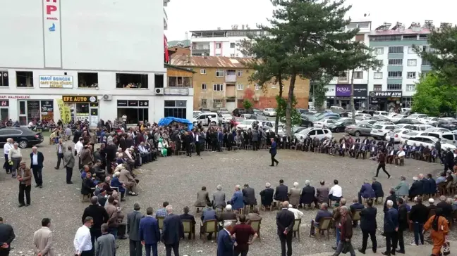 AK Parti Milletvekilleri Bingöl'de Vatandaşlara Hitap Etti
