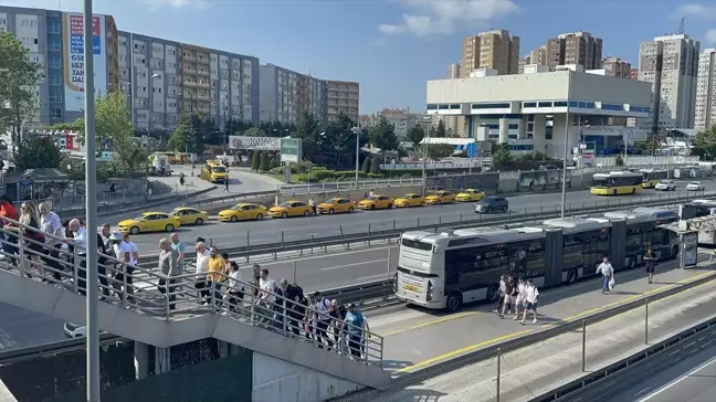 İstanbul'da Kurban Bayramı öncesi trafik yoğunluğu yüzde 9'a düştü