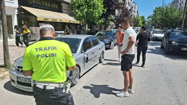 Samsun'da motosiklet kazası: 3 kişi yaralandı