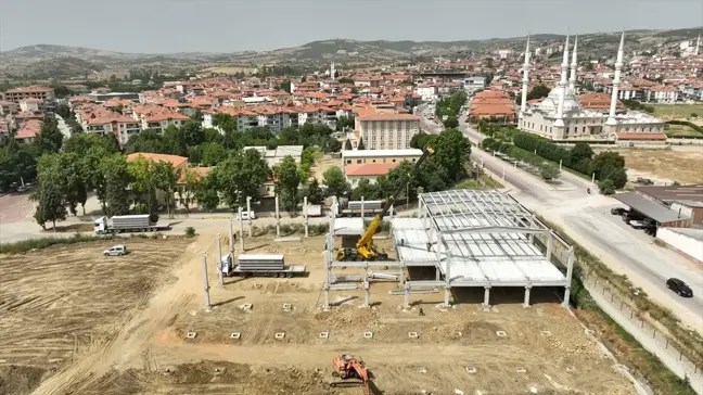 Manisa Kula'da 60 Milyon Liraya Mal Olacak Kapalı Pazar Yeri Yıl Sonunda Tamamlanacak