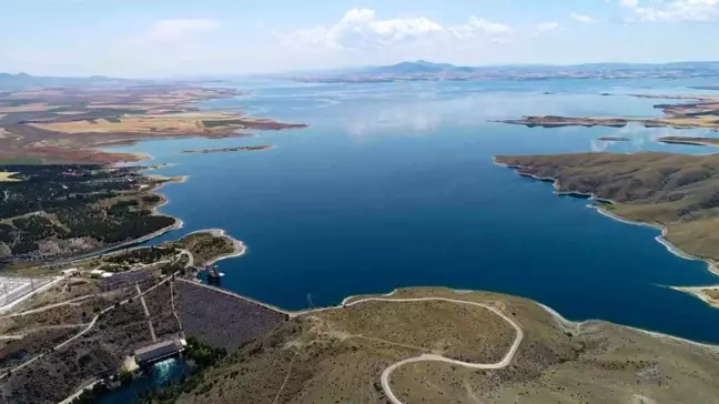 Hirfanlı Barajı'nda Yelken Yarışları Düzenlenecek