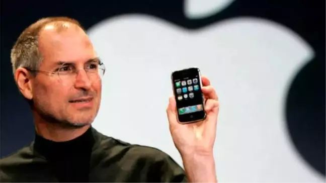 Steve Jobs ve Wozniak'ın İmzaladığı Çek Müzayedede