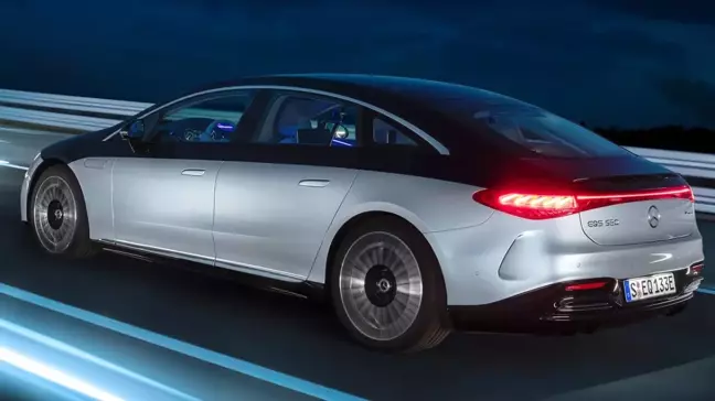 Mercedes-Benz, Binlerce EQS Modelini Geri Çağırıyor