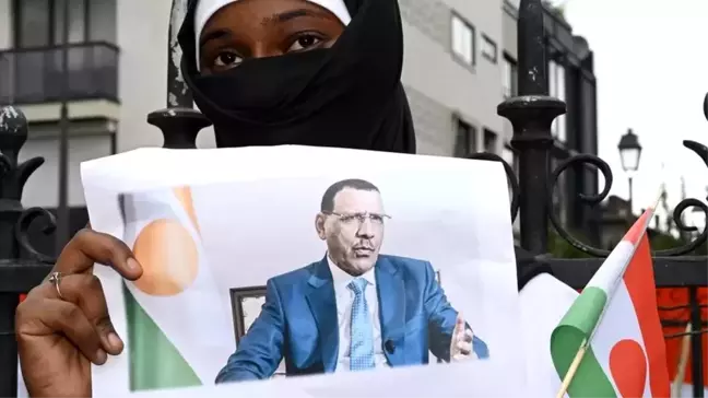Nijer Cumhurbaşkanı Muhammed Bazum'un sağlık durumu iyi