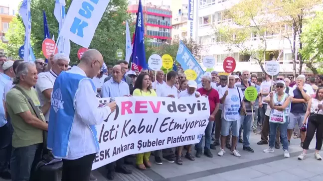 Kesk, İktidarın Toplu Sözleşme İçin Zam Teklifine Karşı Ülke Genelinde İş Bıraktı: