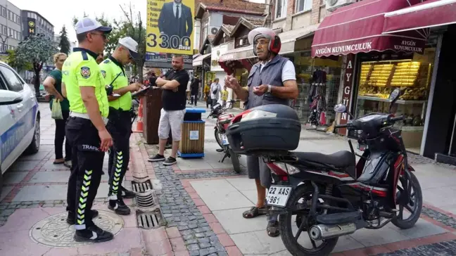 Edirne'de Saraçlar Caddesi'nde Motosiklet Uygulaması