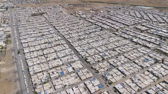 Suriyeli Sığınmacılar Irak'ta Yardım Bekliyor