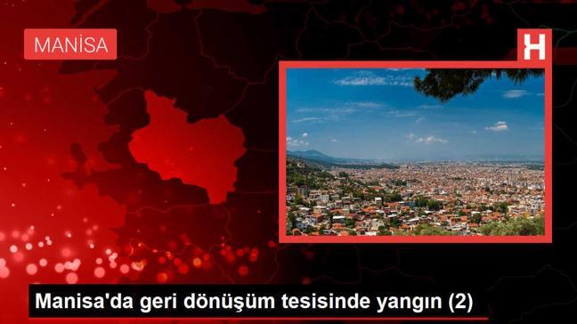 Manisa'da geri dönüşüm tesisinde yangın (2)