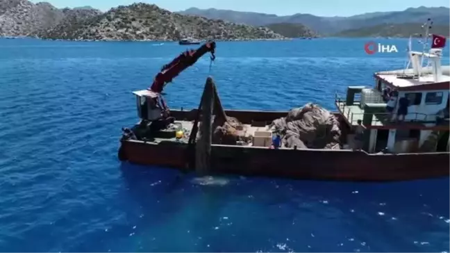 Mavi yolculuğun merkezinde hayalet ağ temizliği