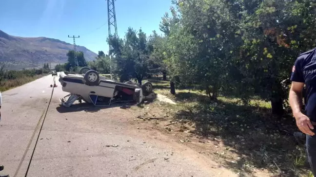 Isparta'da Polisin Dur İhtarına Uymayan Sürücü Takla Attı