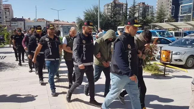 Niğde'de Uyuşturucu Operasyonu: 20 Tutuklama