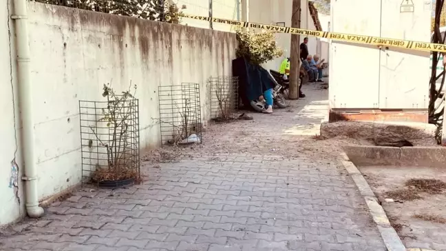 Bursa'da şantiye duvarına çarpan motosiklet sürücüsü hayatını kaybetti