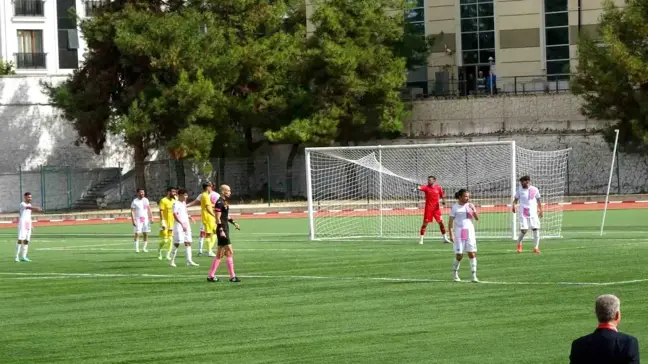 Ziraat Türkiye Kupası'nda Burdur MAKÜ Spor tur atladı