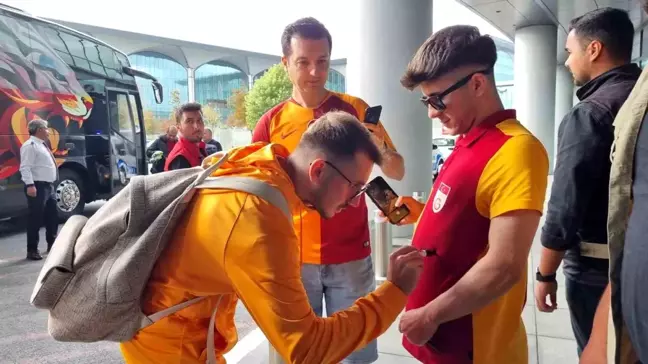 Galatasaray Manchester United Maçı İçin İngiltere'ye Gitti