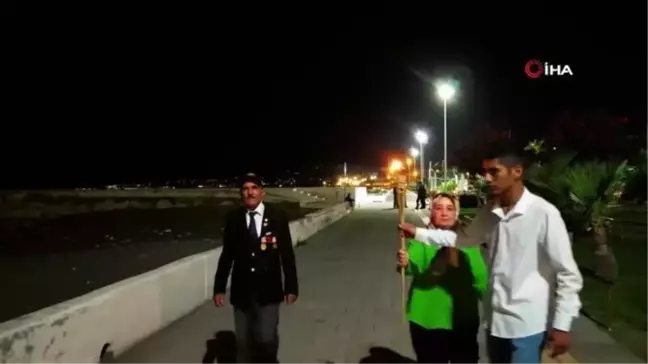 Ülkü Ocakları Erdemli İlçe Başkanlığı, Atatürk'ün imzasını meşalelerle oluşturdu