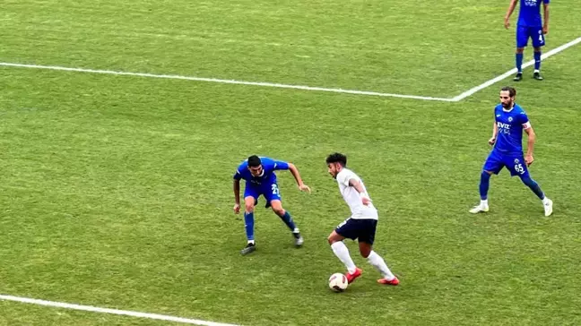 Düzcespor, Ziraat Türkiye Kupası'nda Kuşadasıspor'u mağlup ederek bir üst tura çıktı