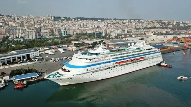 Rusya'dan Samsun'a Kruvaziyer Turist Akını