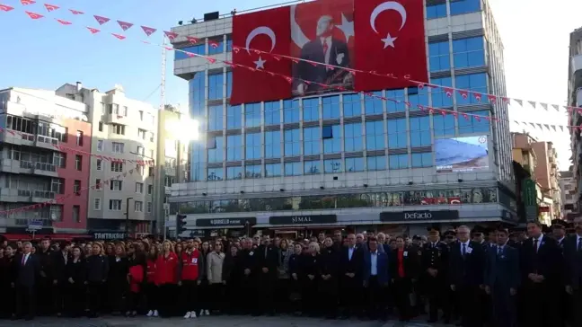 Atatürk, vefatının 85. yıldönümünde Uşak'ta anıldı