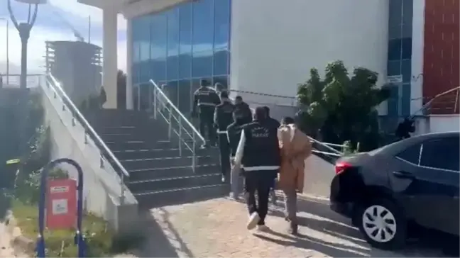 İskenderun'da aranan 4 şüpheli yakalandı