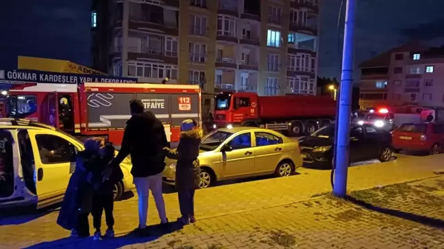 Ankara'da teras katta soba bacasından çıkan kıvılcımların kanepeye sıçraması sonucu yangın çıktı