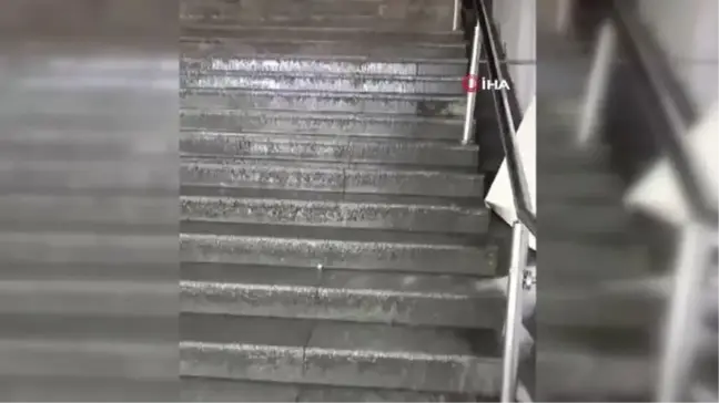 Eminönü Yeraltı Çarşısı Esnafı Yağış Nedeniyle Zarar Gördü