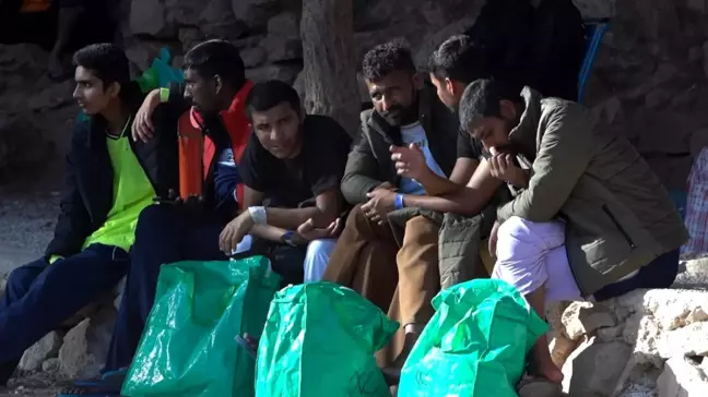 Lampedusa'ya 573 Göçmen İnişi