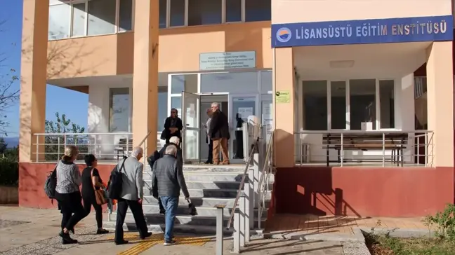 Sinop'ta Hayata Geçirilen '3. Yaş Üniversitesi' Projesiyle Yaşlılar Üniversiteli Oldu