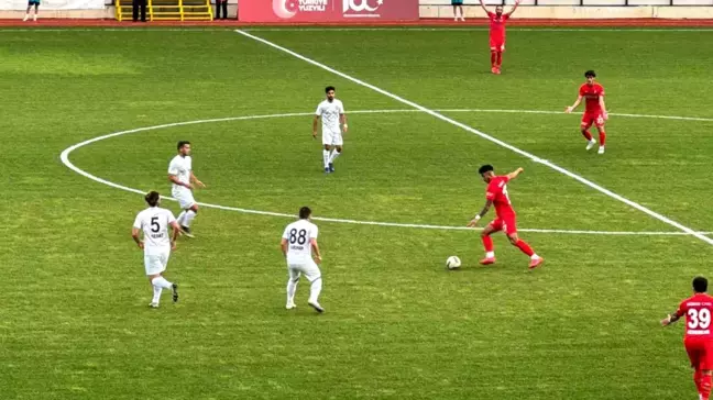 Düzcespor, Sarıyer'i 4-2 mağlup etti