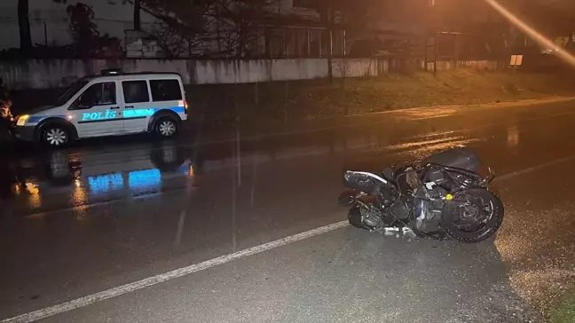 Karabük'te minibüsle çarpışan motosikletli kurye hayatını kaybetti