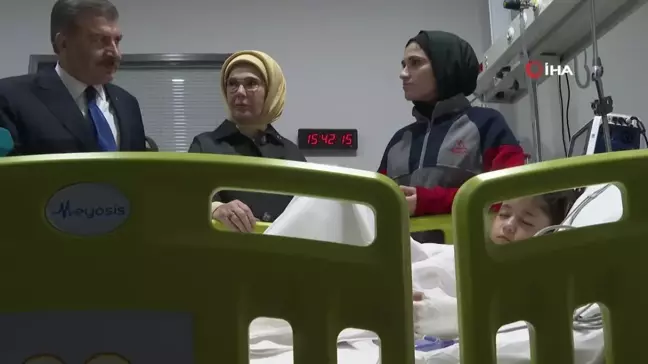 Emine Erdoğan, Gazze'den getirilen 16 çocuğu ziyaret etti