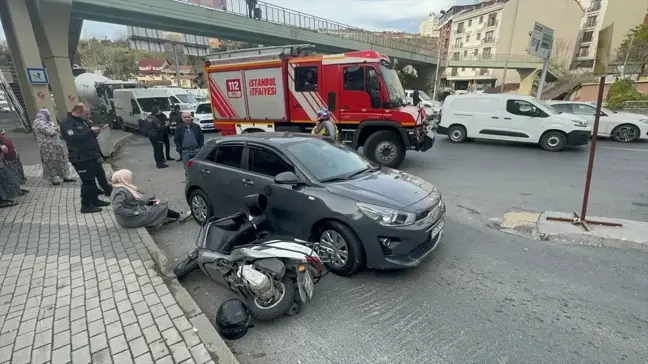 Şişli'de Otomobille Çarpışan Motosikletin Sürücüsü Yaralandı