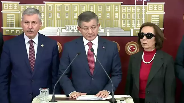 Ahmet Davutoğlu, Küresel Vicdan Bildirgesi'ni Açıkladı: